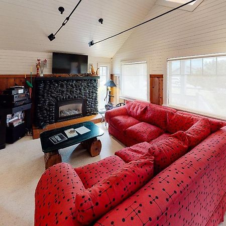 Wecoma Creekside Villa Lincoln City Dış mekan fotoğraf