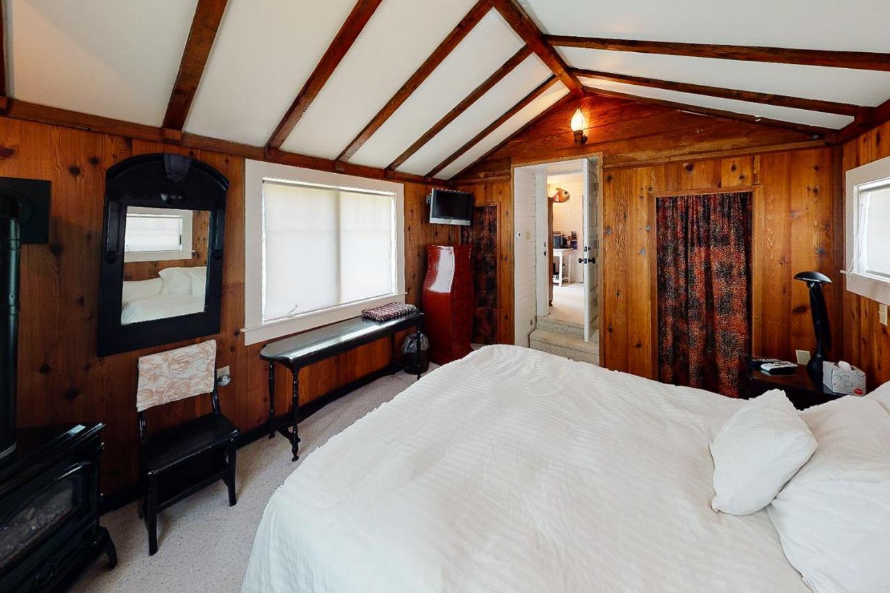 Wecoma Creekside Villa Lincoln City Dış mekan fotoğraf